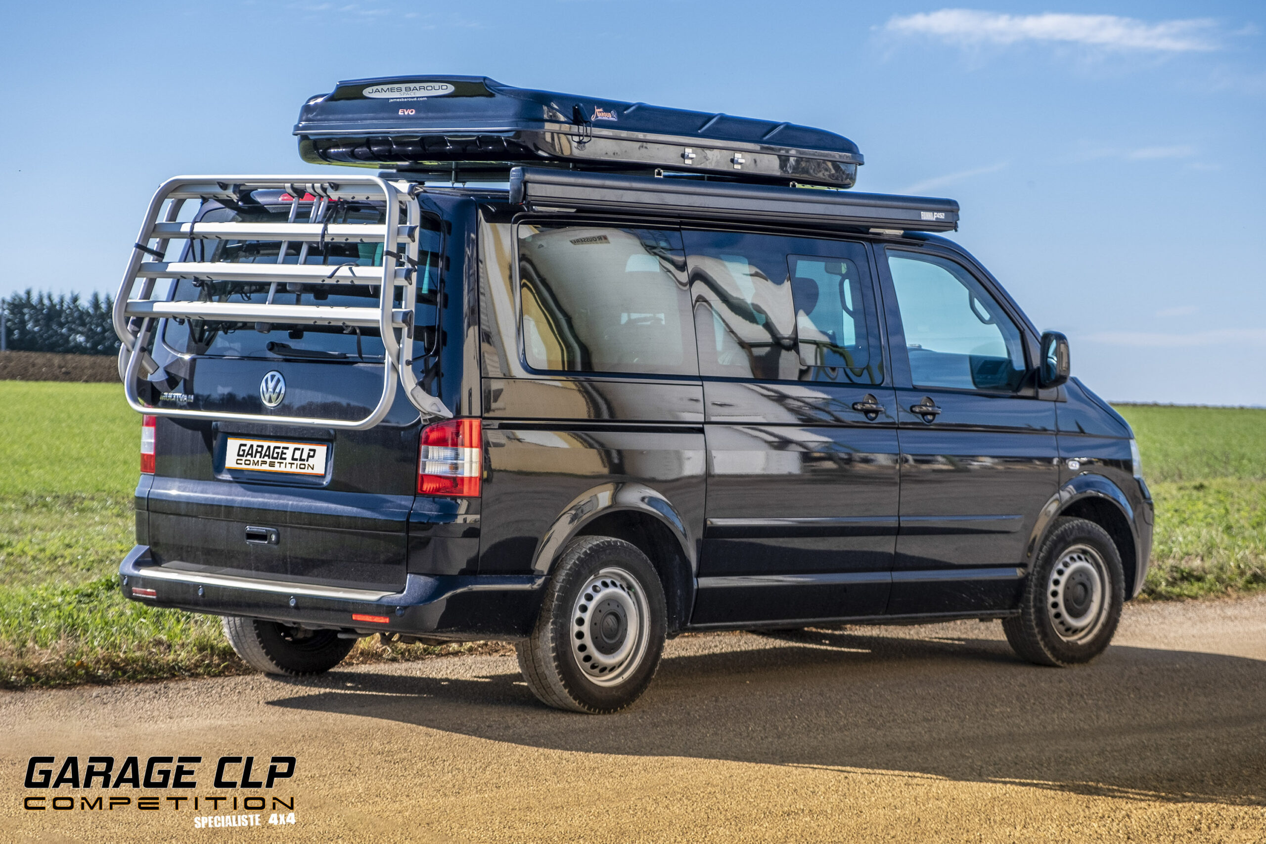 Volkswagen Multivan - Tente de toit Space M James Baroud